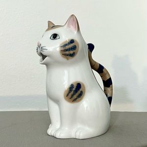 Henriksen cat kitty pitcher vase teapot Japan vintage